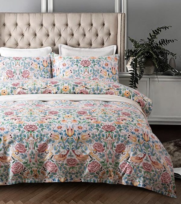 Vintage Scandinavian Folk Art Grassland Floral Garden Birds Print Duvet