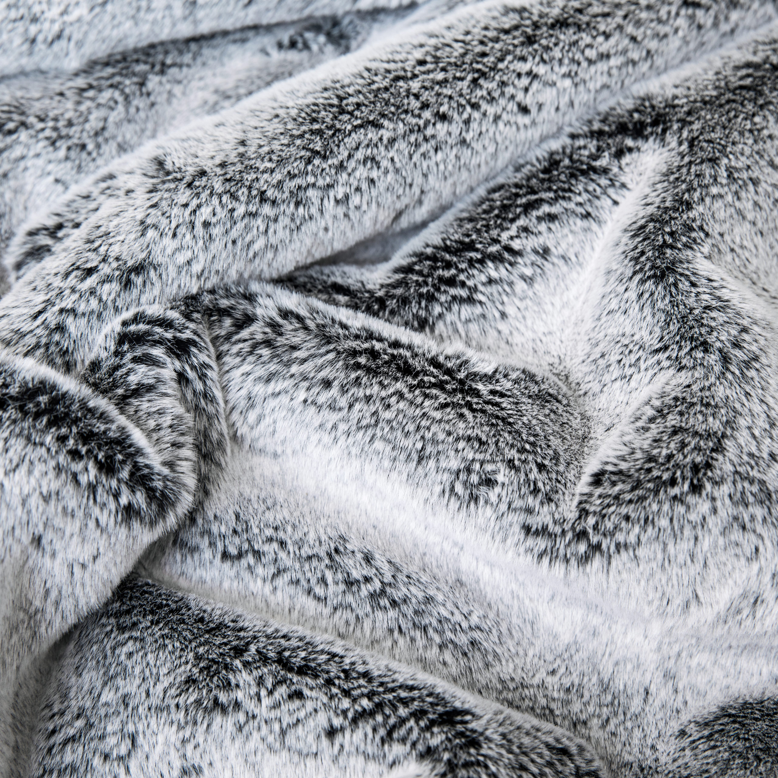 Premium Faux Fur Throw Blanket Bedspread  Minky Black Gray Stripe Chinchilla Fox 