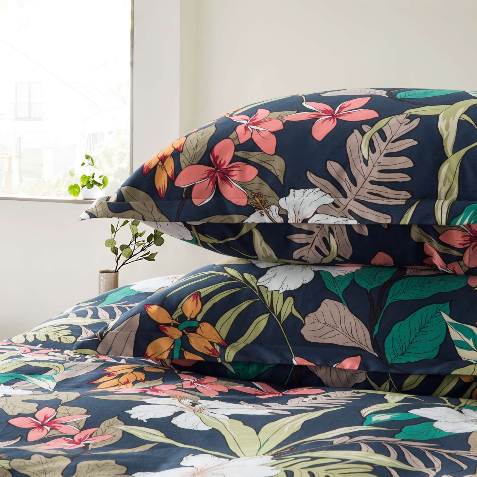 Zarah Jungla by holli/_zollinger Wildflowers Pillow Sham Tropical Floral Cotton Sateen Pillow Sham Bedding by Spoonflower